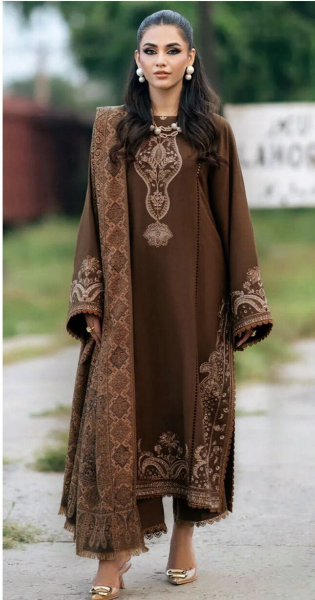 Sapphire Dhanak Embroidered 3PC Suit 3003