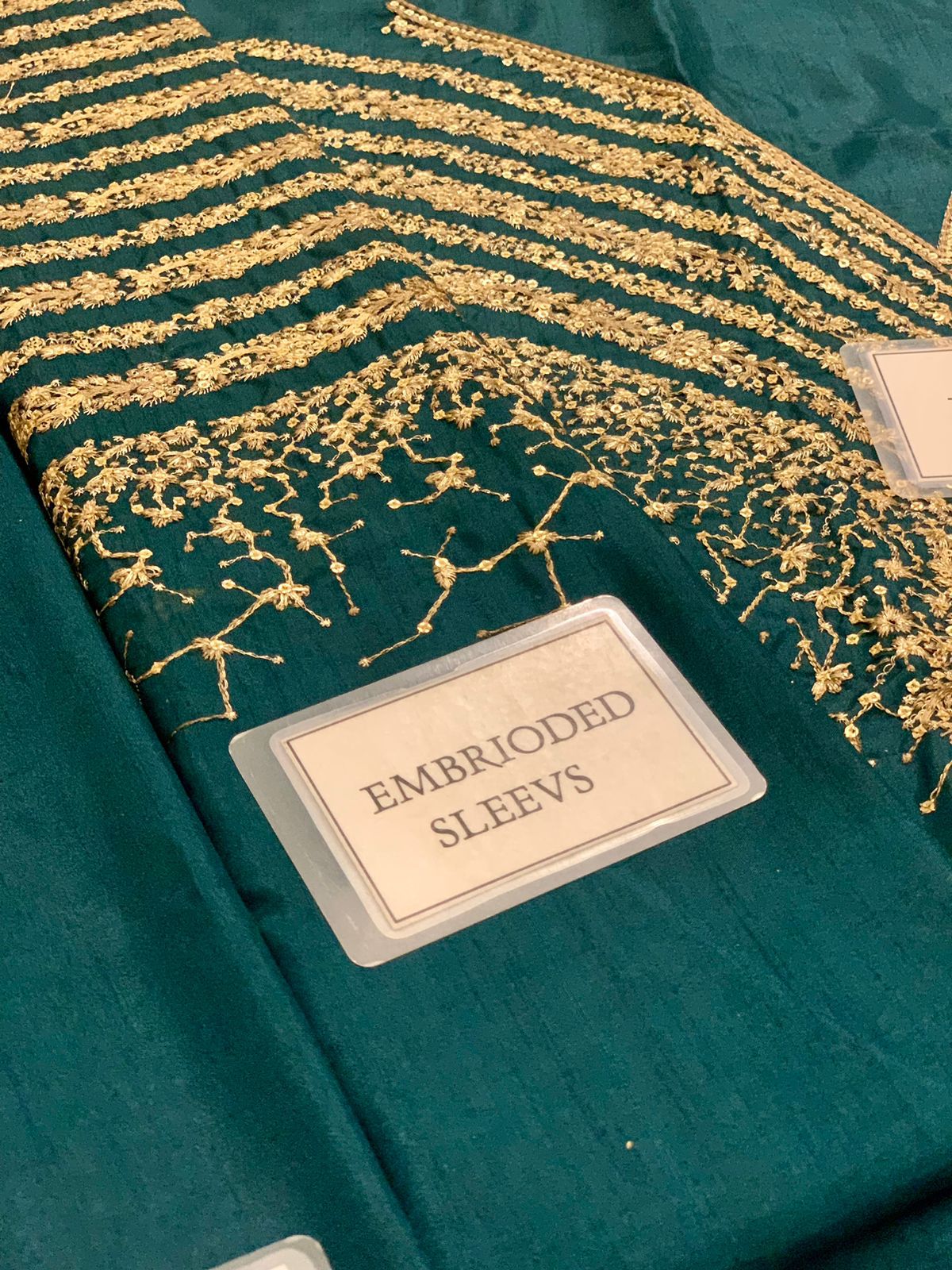 Jazmin Fancy Embroidered Unstitched 3PC Suit | Raw Silk & Organza | Heavy Embroidery