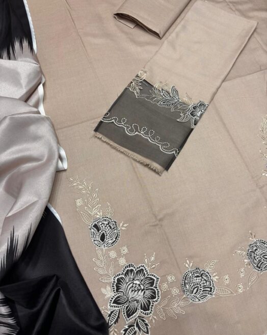 Dhanak | Heavy Embroidered 3PC Suit -Pakbela