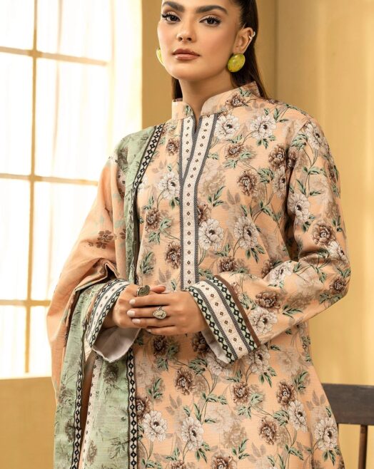 Motifz -3pc Khaddar Unstitched Digital Printed Suit
