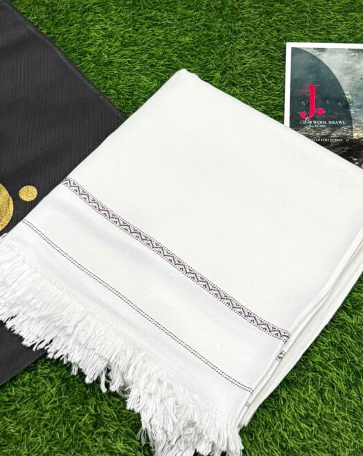 Soft Velvet Fleece King Size Bedsheet – Winter 2025 Print Collection