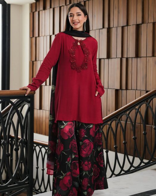 Lulusar Luxury Rawsilk Embroidered 3PC Set with Digital Printed Silk Dupatta