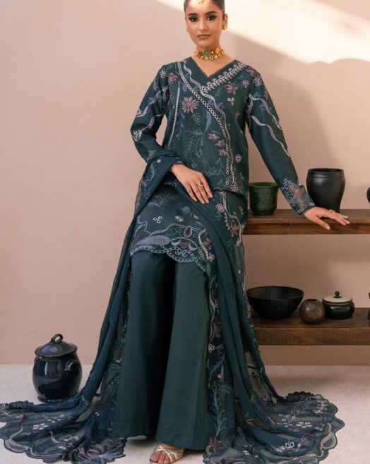 Embroidered Lawn 3 Piece Suit