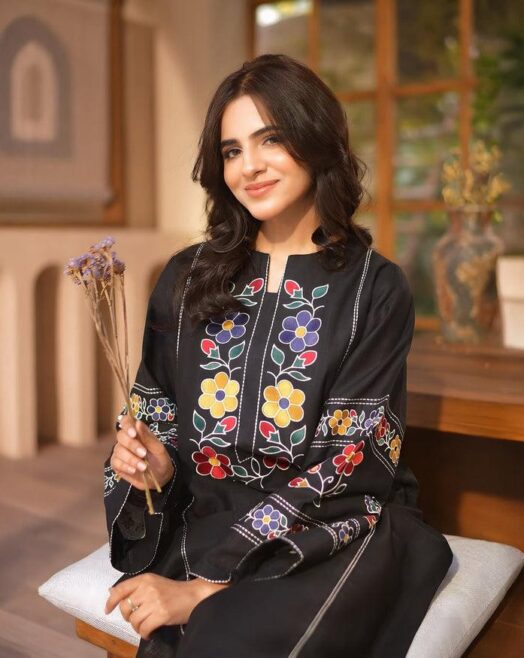 Embroidered Airjet Lawn 2 Piece Suit