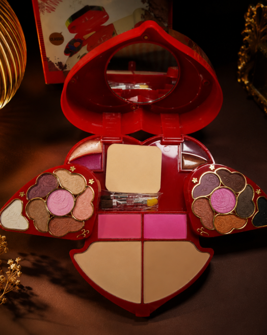 L'CHEAR Makeup Kit with Mirror