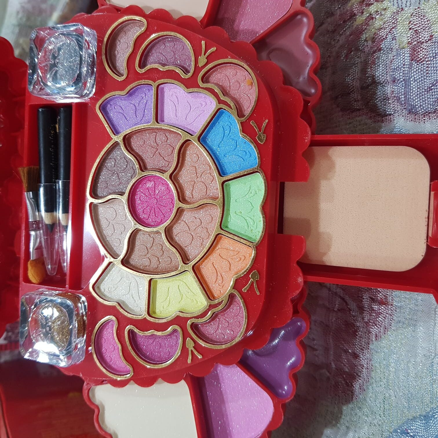 T.Y.A Makeup Kit