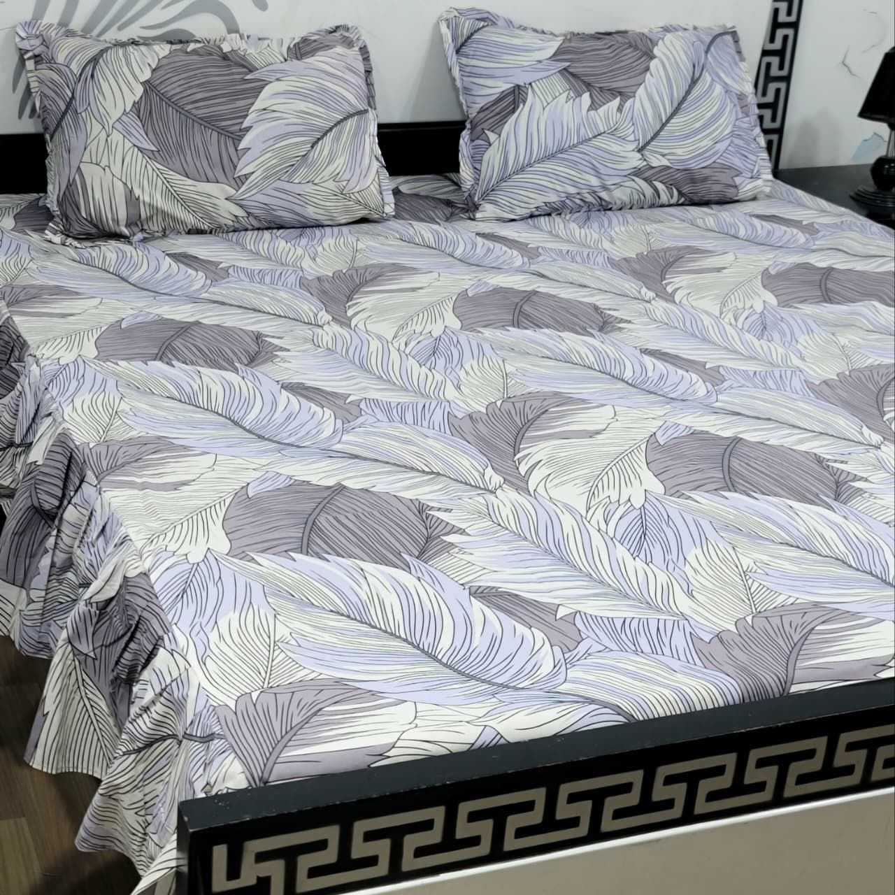Luxury Printed Cotton King Size Bed Sheet Set with 2 Pillow Covers – Grey & Lilac Feather Print